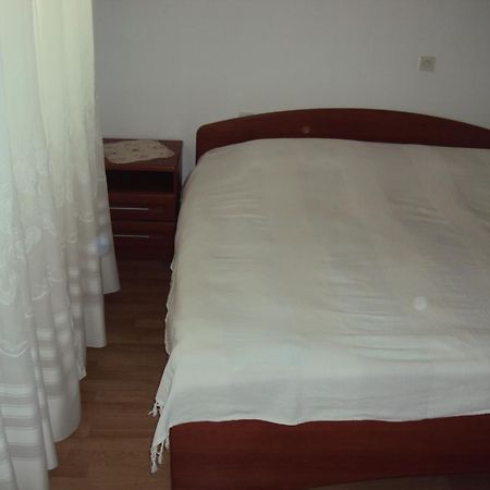 Apartments Beg Раб Экстерьер фото