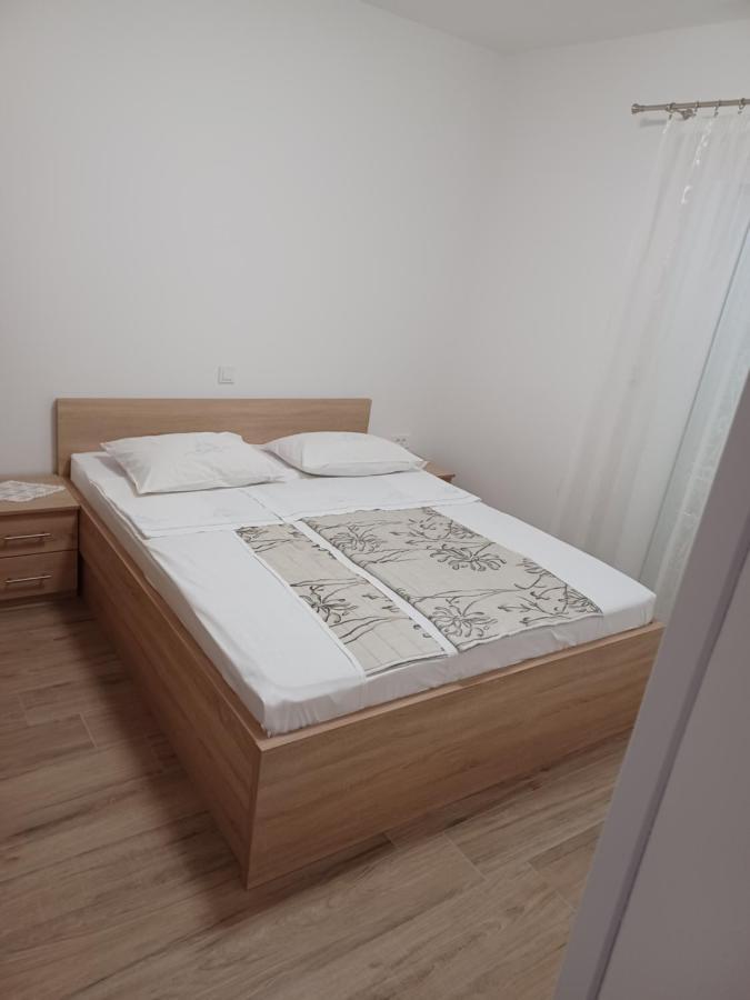 Apartments Beg Раб Экстерьер фото