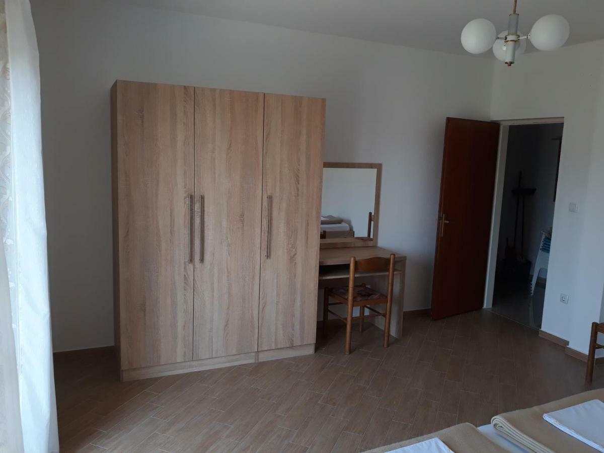 Apartments Beg Раб Экстерьер фото